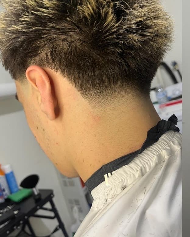 Textured tipped crop, back view